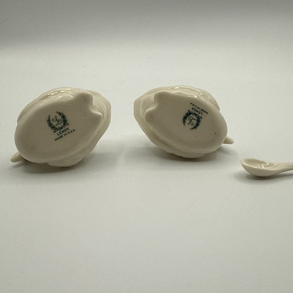 Vintage Lenox Ivory Porcelain Swan Salt Cellars Open Salts Set of 2 With Spoon - Picture 4 of 7